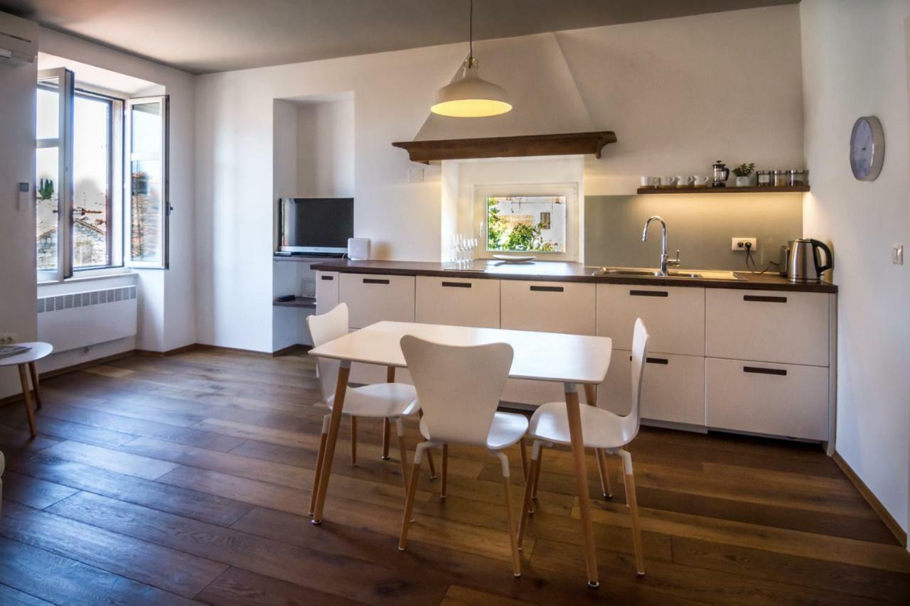 Apartment Festina Lente Ровинь Экстерьер фото